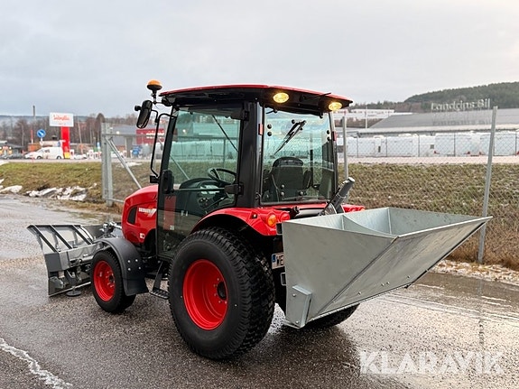 Traktor Shibaura SB50hc med redskap 3 of 6