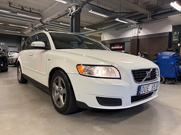 Volvo V50 5 of 20