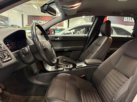 Volvo V50 13 of 20