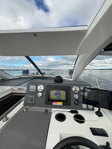 Sealine SC35 4 of 5