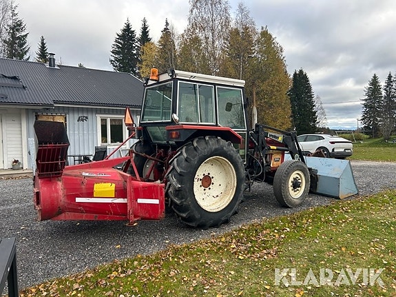 Traktor International 844 med lastare 5 of 6