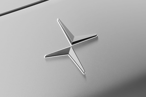 Polestar 4 9 of 20