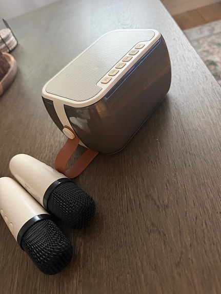 Product image 1 of 2