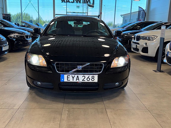 Volvo C70 2 of 11