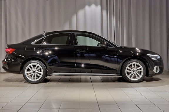 Audi A3 3 of 14