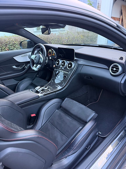 Mercedes-Benz C43 10 of 12