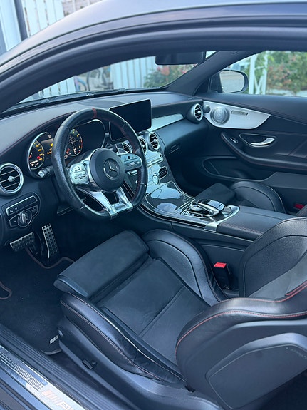 Mercedes-Benz C43 7 of 12
