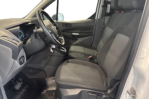 Ford Transit Connect 13 of 23