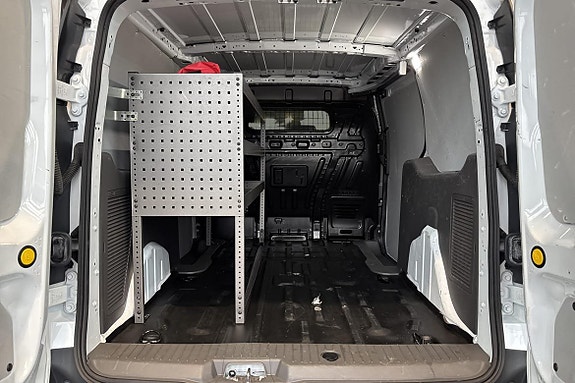 Ford Transit Connect 22 of 23