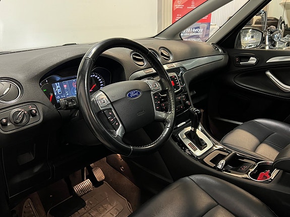 Ford S-MAX 11 of 26
