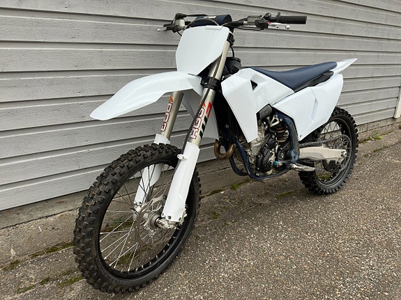 Husqvarna FC 250 6 of 6