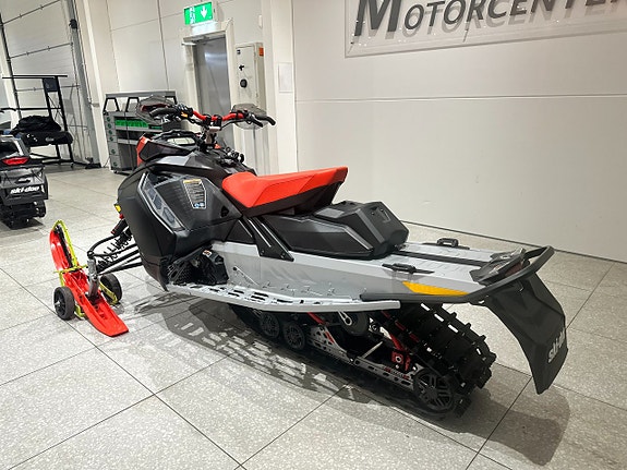 Ski-doo MXZ XRS 850 E-TEC – endast 233 mil! 3 of 4