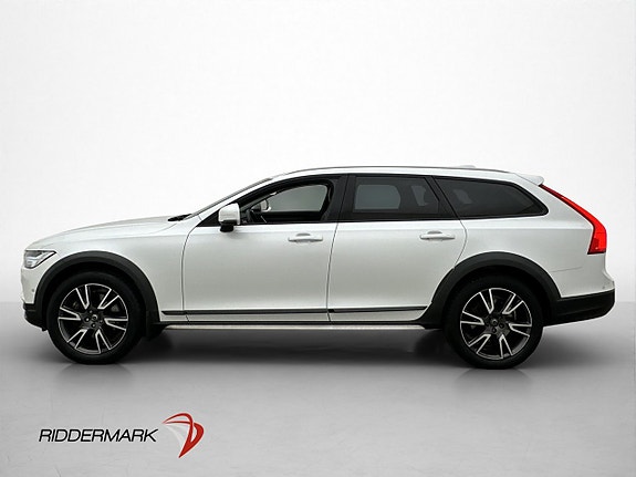 Volvo V90 Cross Country 4 of 30