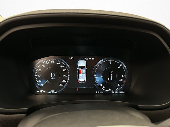 Volvo V90 Cross Country 28 of 30