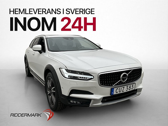 Volvo V90 Cross Country 3 of 30