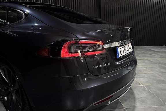 Tesla Model S Performance 85D 700ch 4x4 - Supercharge gratuite - Toit ouvrant - Autonomie 405km