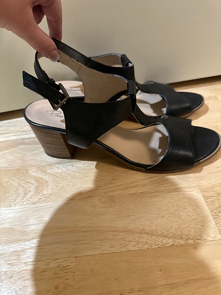Product image 1 of 7