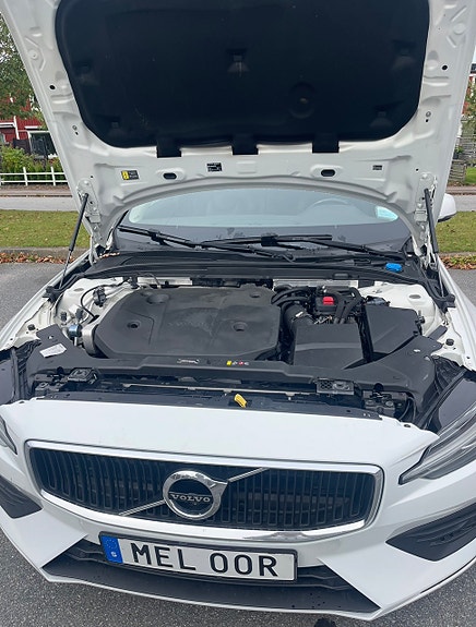 Volvo V60 5 of 17
