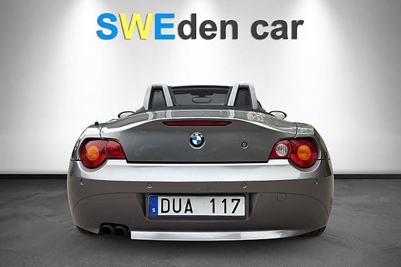 BMW Z4 4 of 11