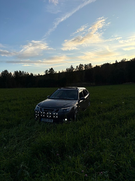 Saab 9-3 2 of 8