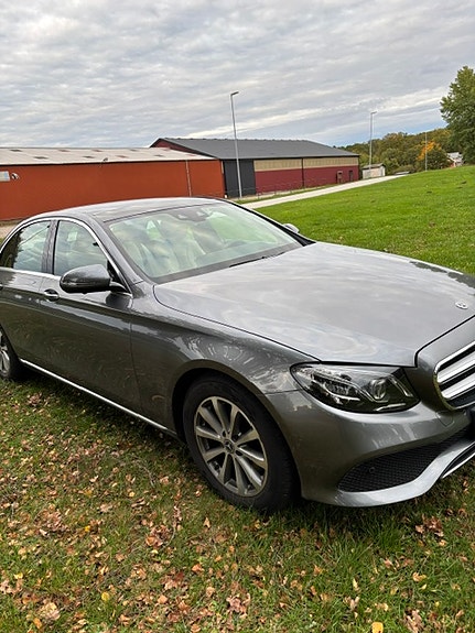 Mercedes-Benz E220 d 4 of 14