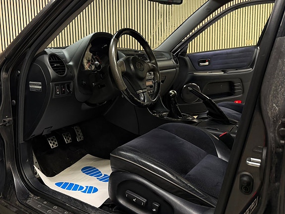 Lexus IS200 13 of 23