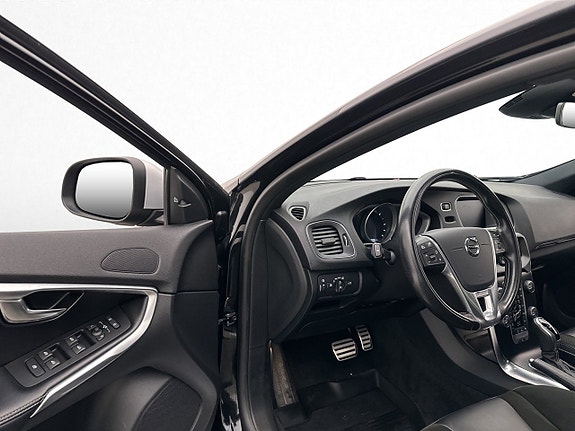 Volvo V40 9 of 30