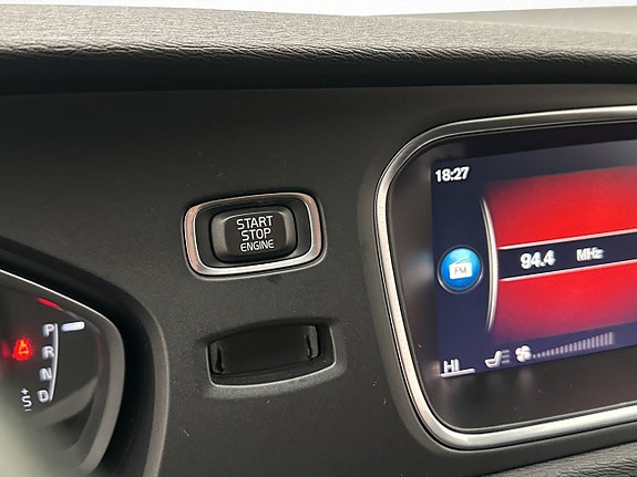 Volvo V40 16 of 30