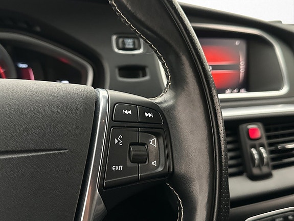 Volvo V40 15 of 30