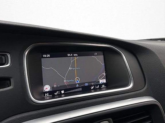 Volvo V40 18 of 30