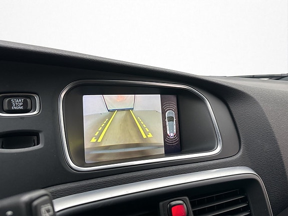 Volvo V40 17 of 30