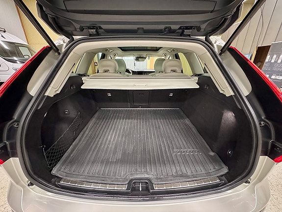 Volvo XC60 22 of 22