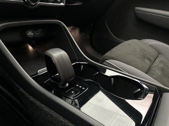 Volvo C40 30 of 30