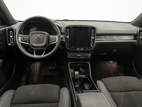 Volvo C40 15 of 30