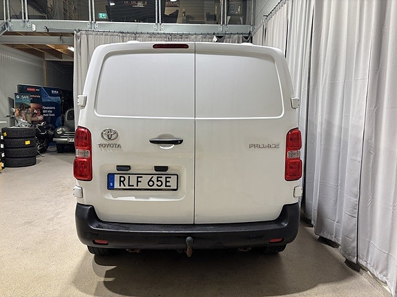 Toyota Proace 4 of 28