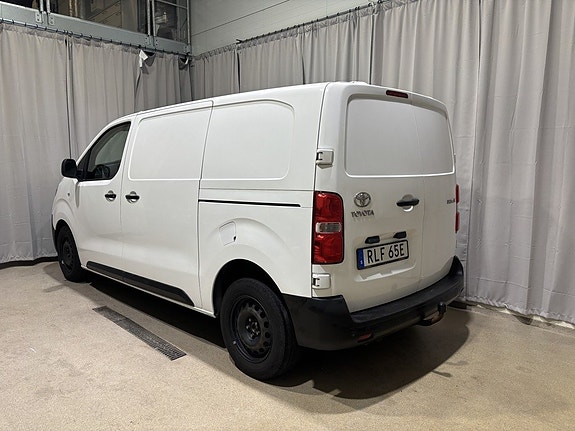 Toyota Proace 3 of 28