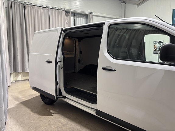 Toyota Proace 13 of 28