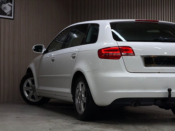 Audi A3 8 of 17