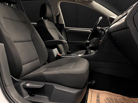 Volkswagen Golf I 18 of 24