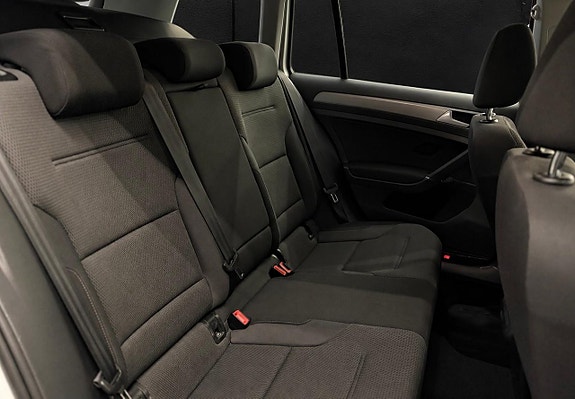 Volkswagen Golf I 21 of 24