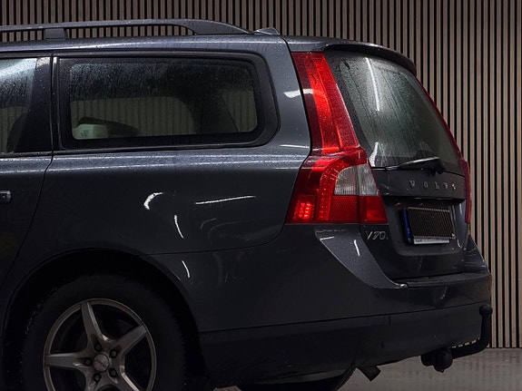 Volvo V70 9 of 20
