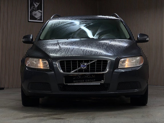 Volvo V70 5 of 20