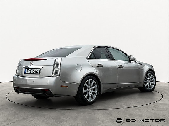 Cadillac CTS 3 of 16