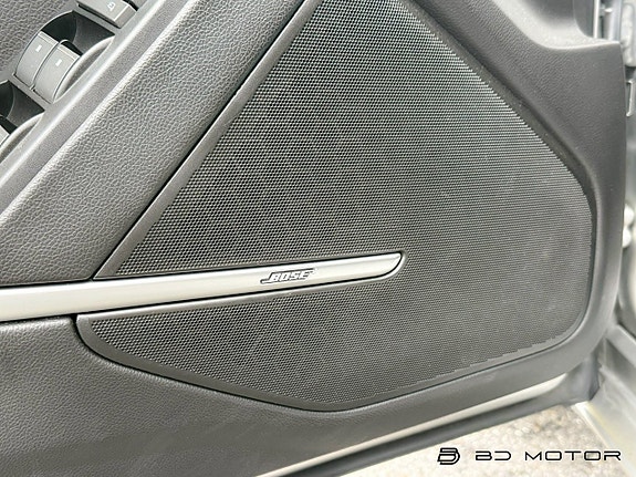 Cadillac CTS 13 of 16