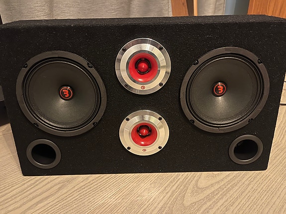 Product image 1 of 8