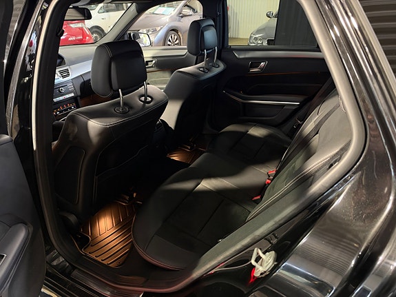 Mercedes-Benz E 220 d 10 of 21