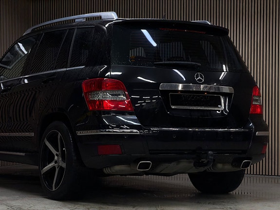 Mercedes-Benz GLK220 9 of 25