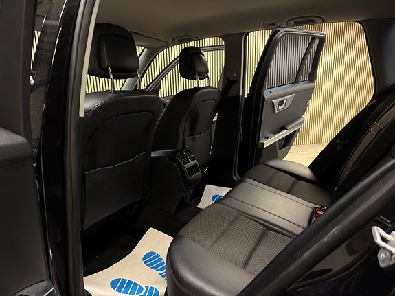 Mercedes-Benz GLK220 24 of 25