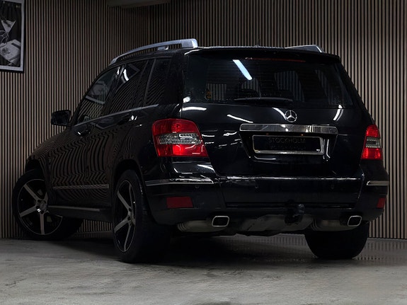 Mercedes-Benz GLK220 8 of 25