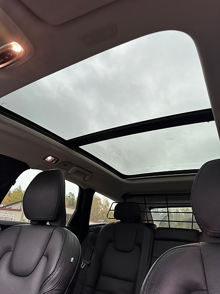 Volvo V90 Cross Country 9 of 14
